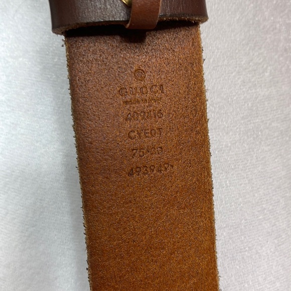 Authentic Gucci belt 75.30 - Picture 2 of 4
